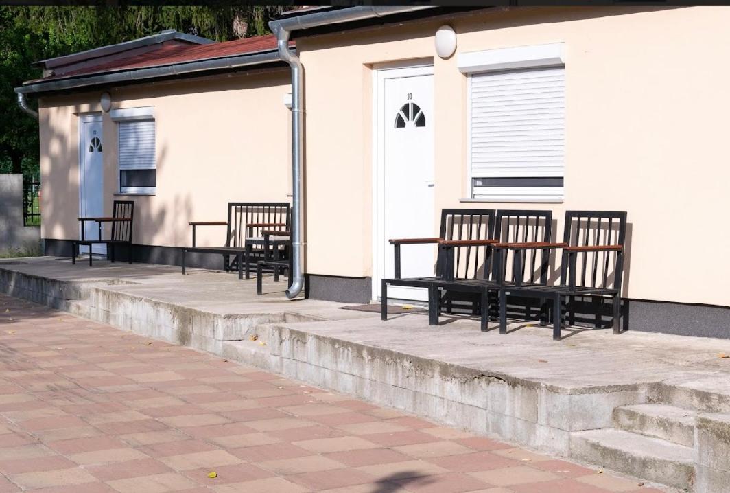 Sello Szabadidocentrum Domsod エクステリア 写真